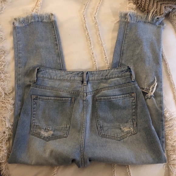 ♥️Kendall and Kylie Distressed Denim - Picture 5 of 11